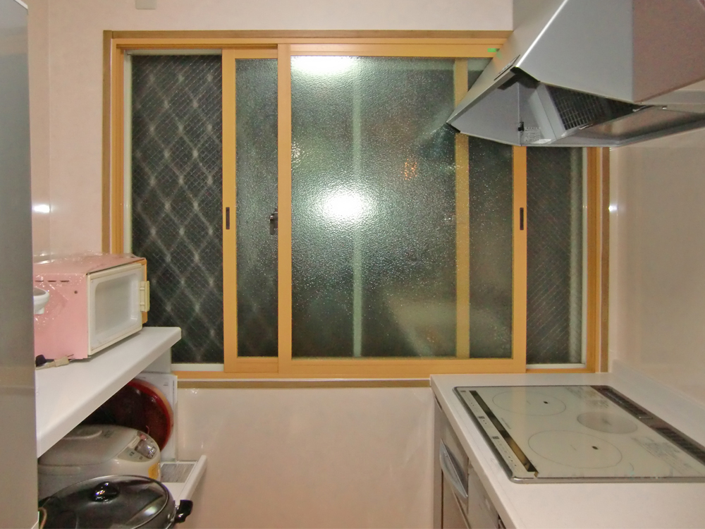 キッチンの窓